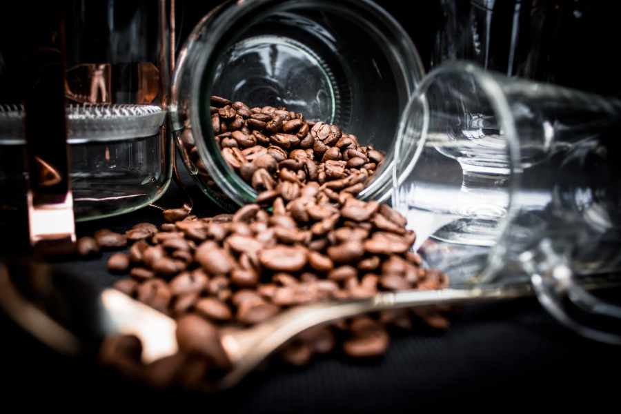 Cafein có tác dụng gì cho đời sống và sức khỏe con người?