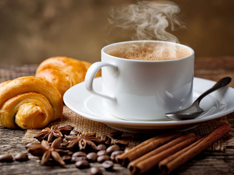 Ly cà phê “rất đời” và hòa quyện với cuộc sống